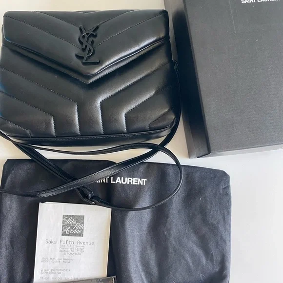 YSL Toy Loulou with black accents - Picture 8 of 8